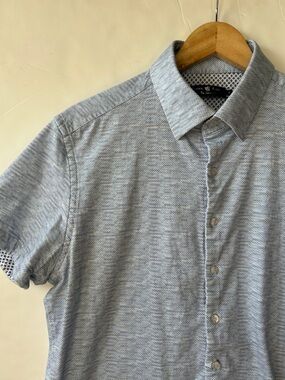 Stone Rose Men's Light Blue Textured Short-Sleeve Button-Down Shirt